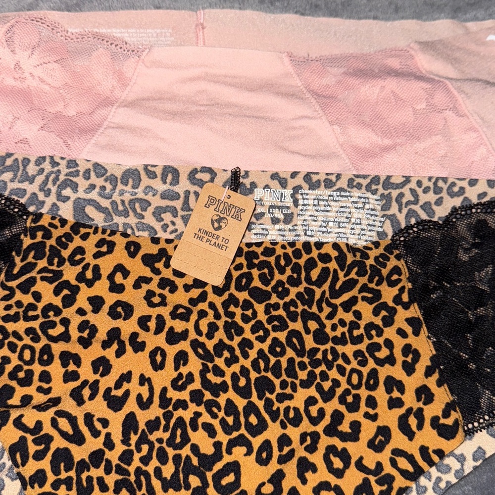 2 pair VS Pink undies XXL - Picture 5 of 8